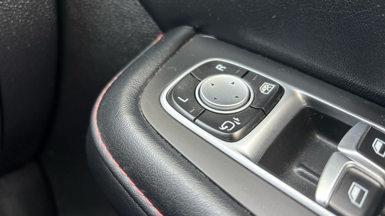 MG Hs 1.5 T-GDI Excite 5dr DCT Petrol Hatchback